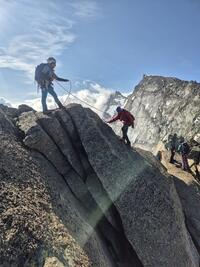 au delà du Col de l'UJA au delà du Col de l'UJA